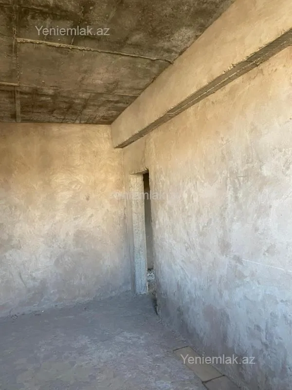 Satılır 3 otaqlı yeni tikili 135 m²