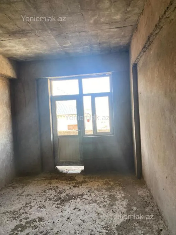 Satılır 3 otaqlı yeni tikili 135 m²