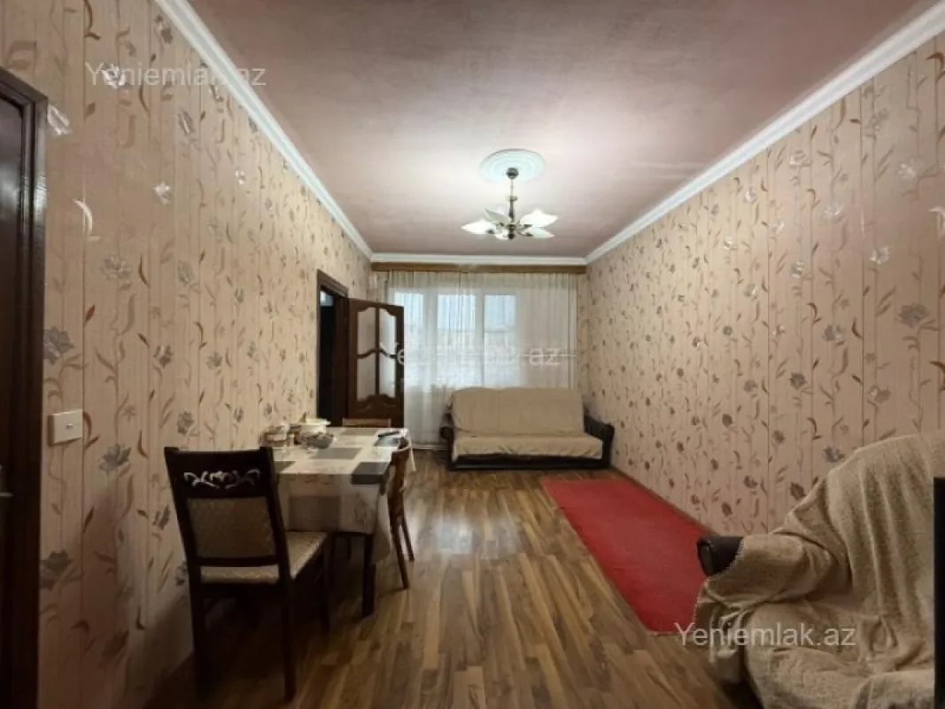 Satılır 2 otaqlı köhnə tikili 55 m²