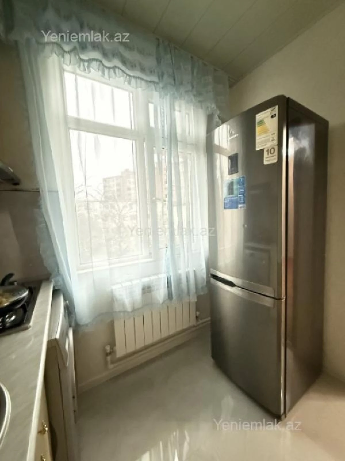 Satılır 2 otaqlı köhnə tikili 55 m²