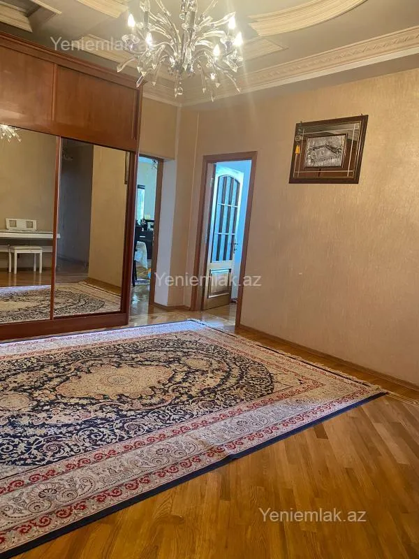 Satılır 3 otaqlı yeni tikili 150 m²