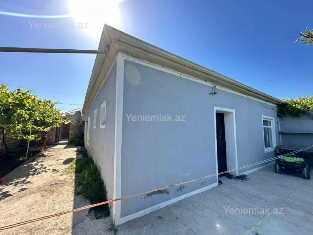 Satılır 3 otaqlı həyət evi 120 m²