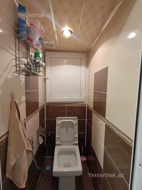 Satılır 2 otaqlı köhnə tikili 63 m²