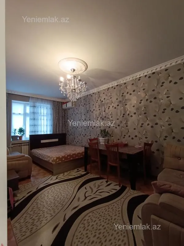Satılır 2 otaqlı köhnə tikili 63 m²