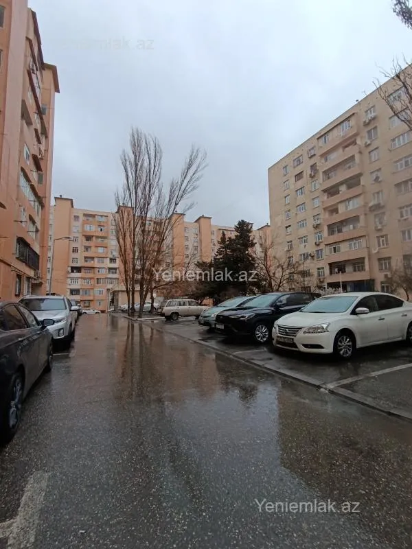 Satılır 2 otaqlı köhnə tikili 63 m²