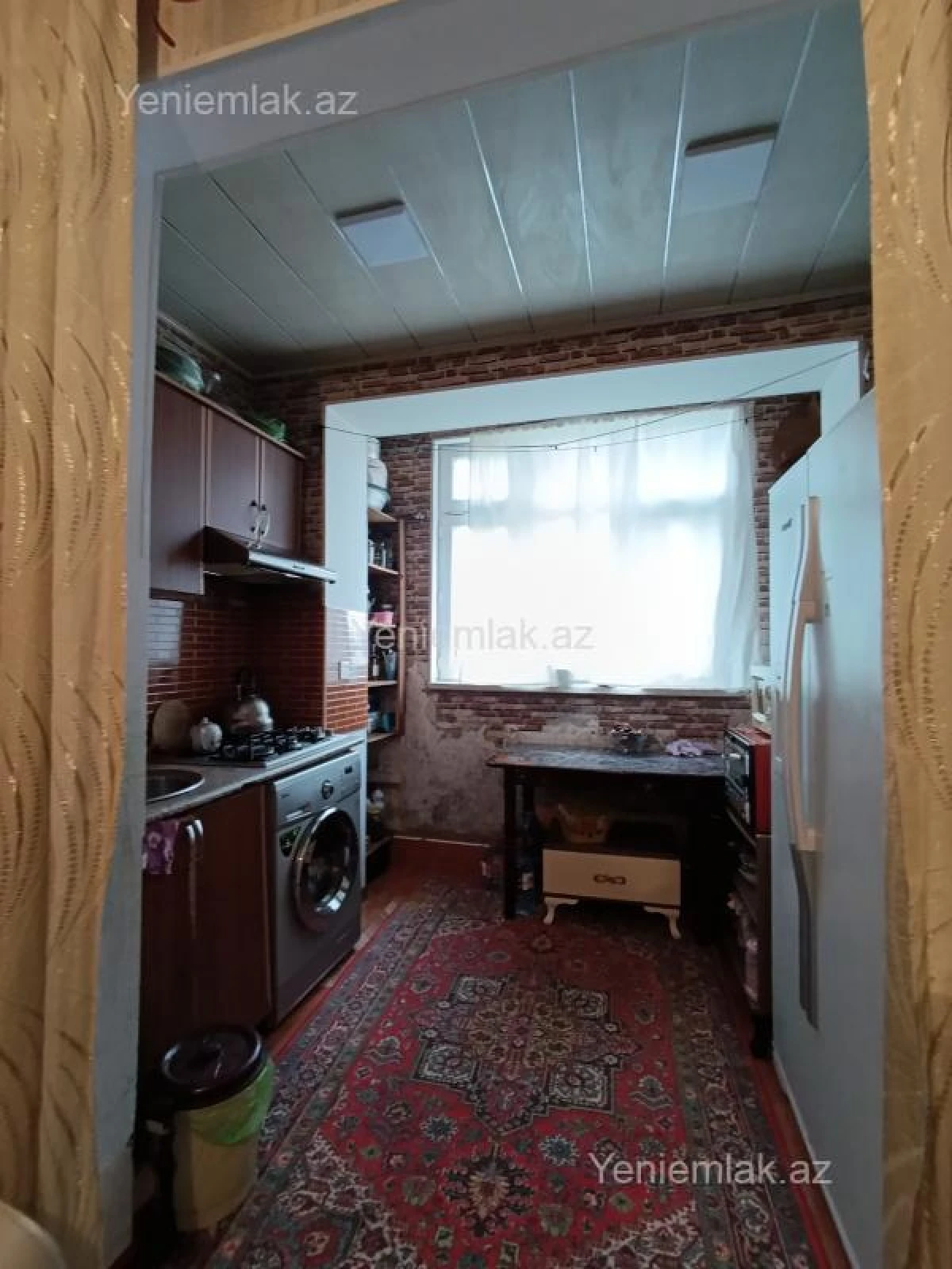 Satılır 2 otaqlı köhnə tikili 63 m²