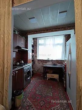 Satılır 2 otaqlı köhnə tikili 63 m²