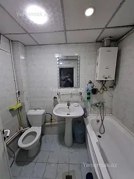 Satılır 3 otaqlı köhnə tikili 70 m²