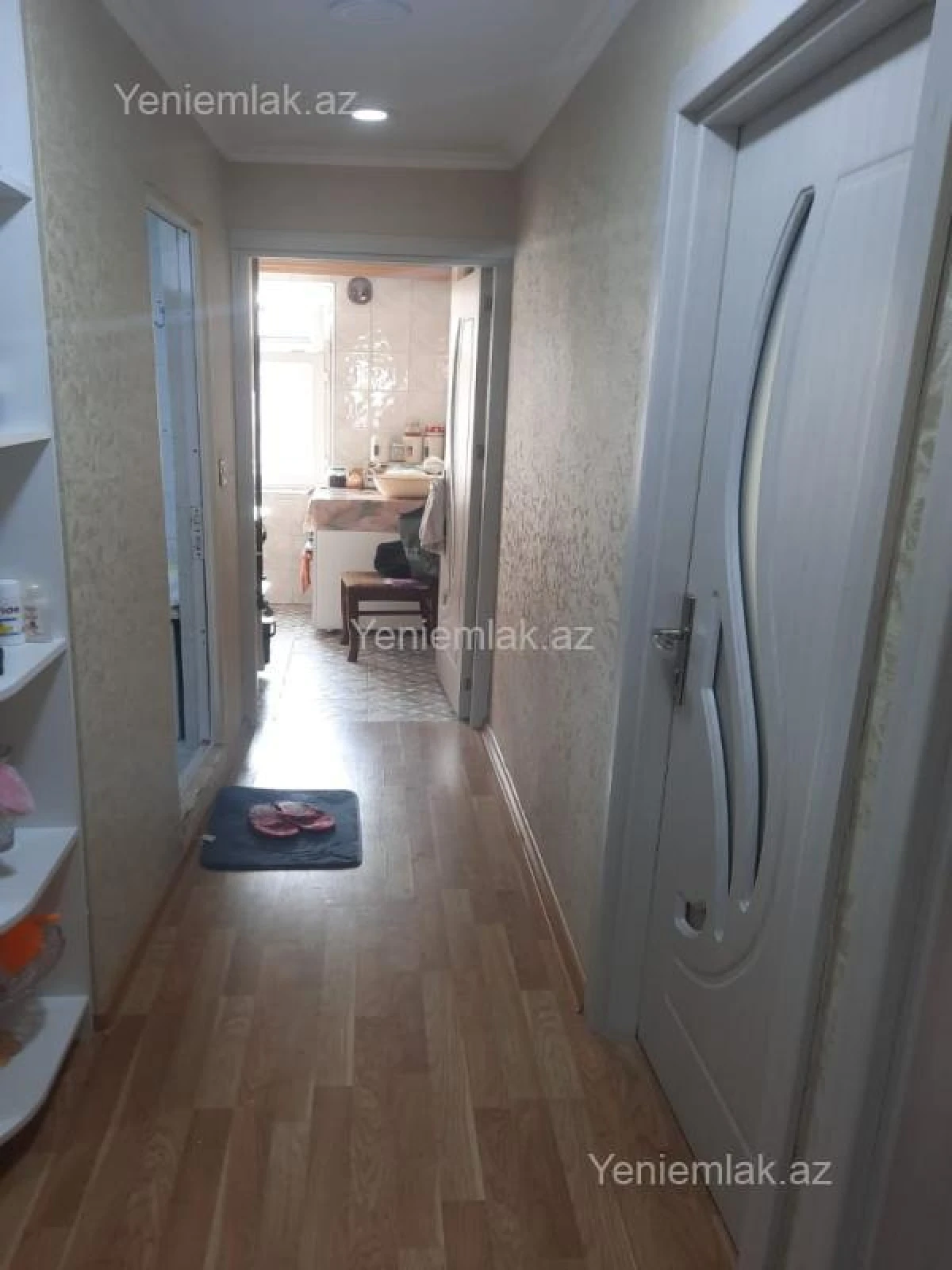Satılır 3 otaqlı köhnə tikili 70 m²