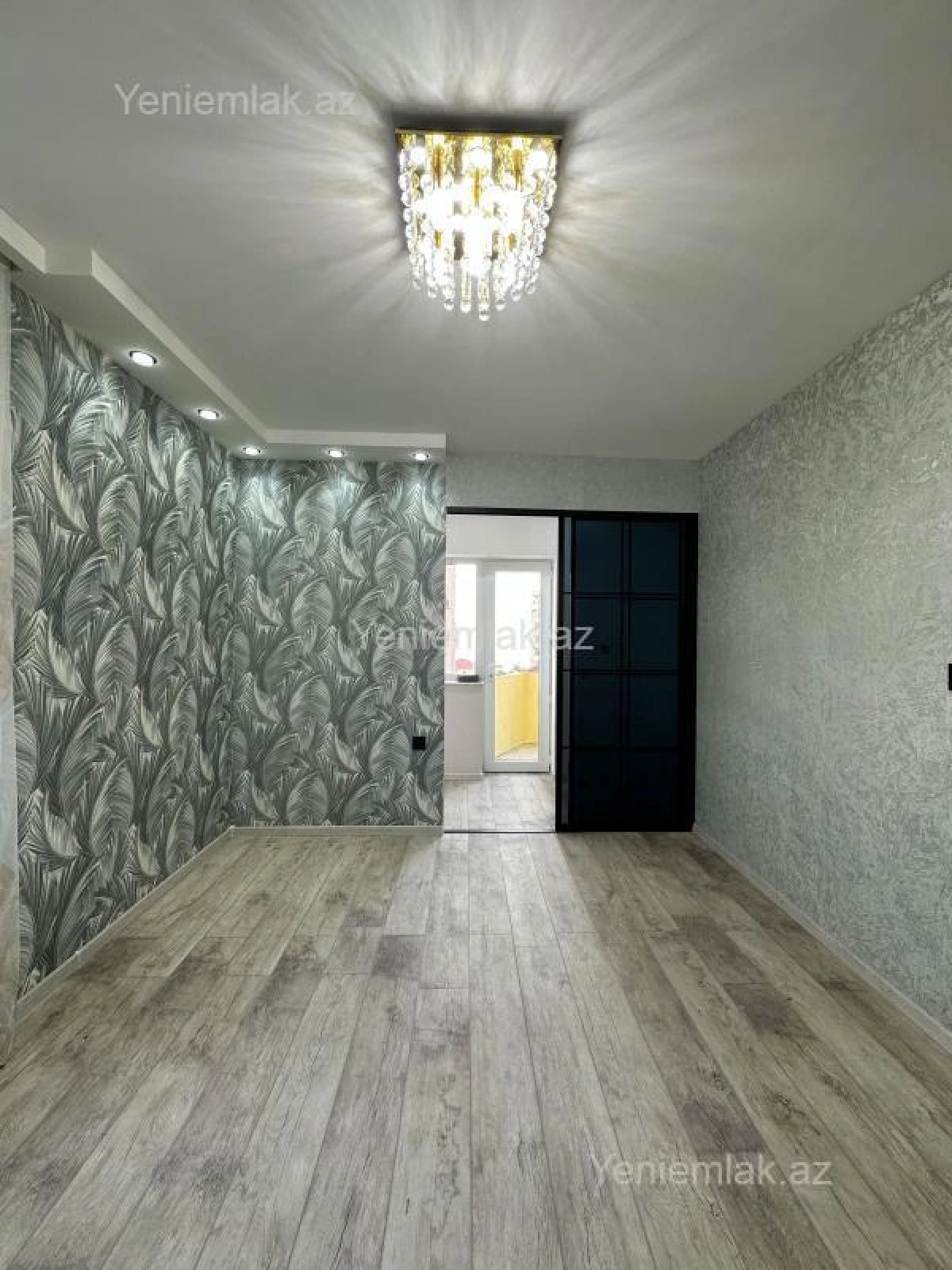 Satılır 2 otaqlı köhnə tikili 42 m²