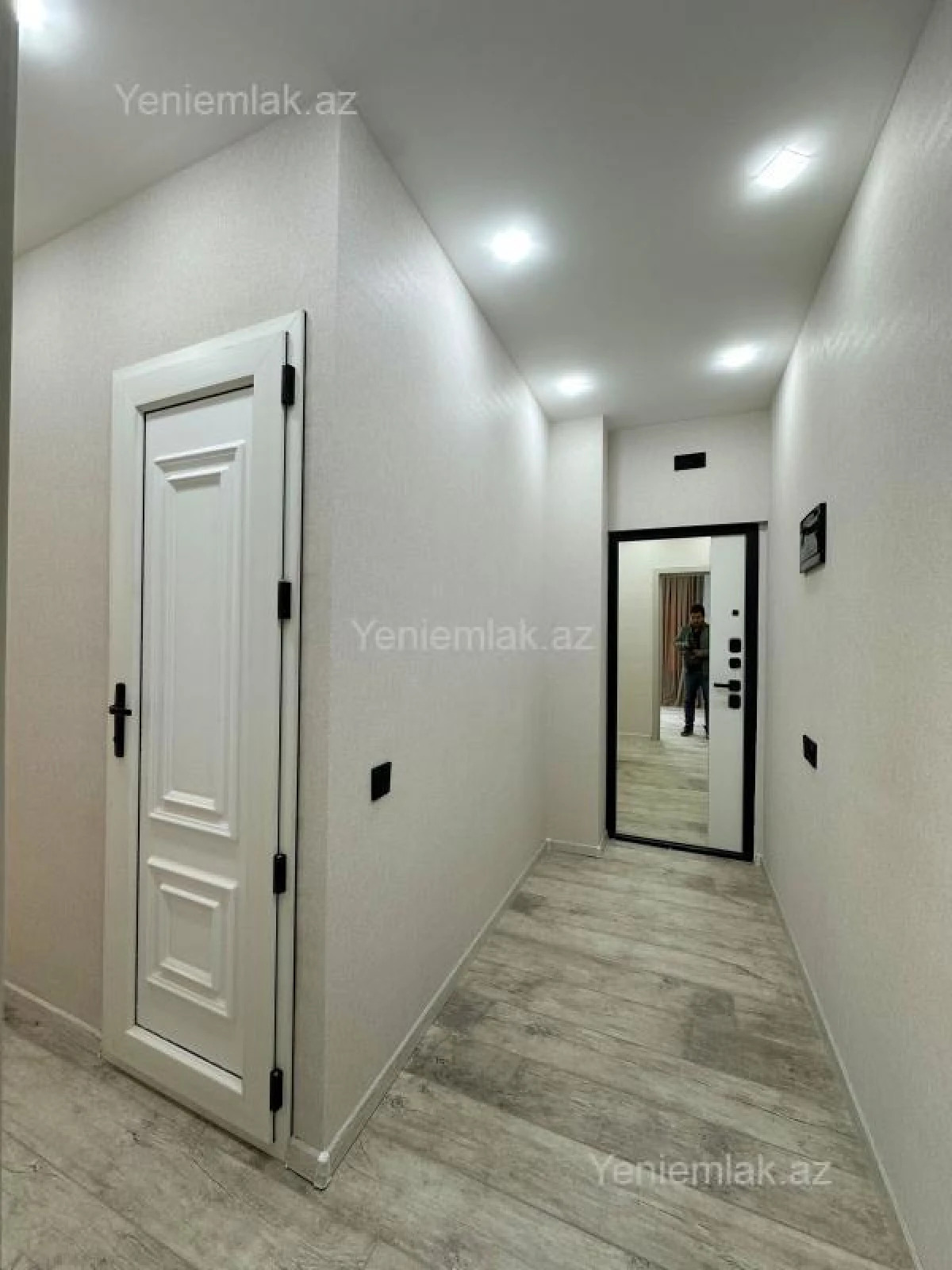 Satılır 2 otaqlı köhnə tikili 42 m²