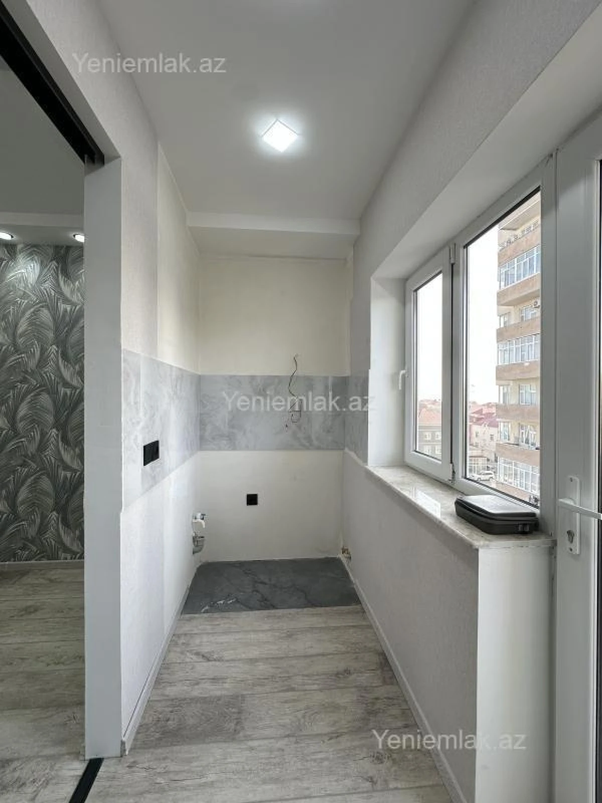 Satılır 2 otaqlı köhnə tikili 42 m²