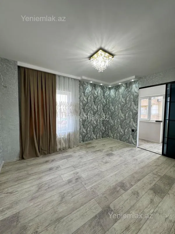 Satılır 2 otaqlı köhnə tikili 42 m²