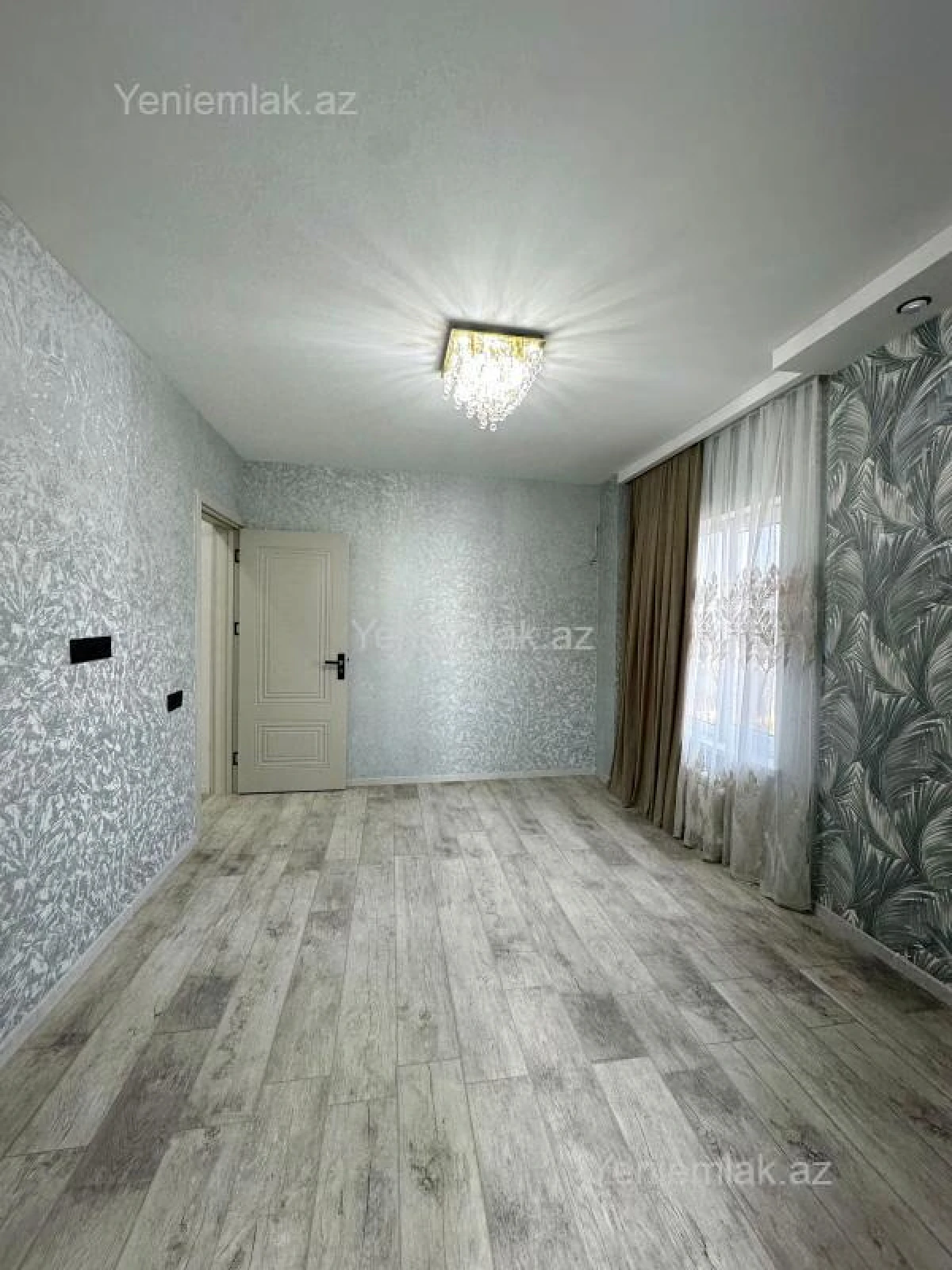 Satılır 2 otaqlı köhnə tikili 42 m²