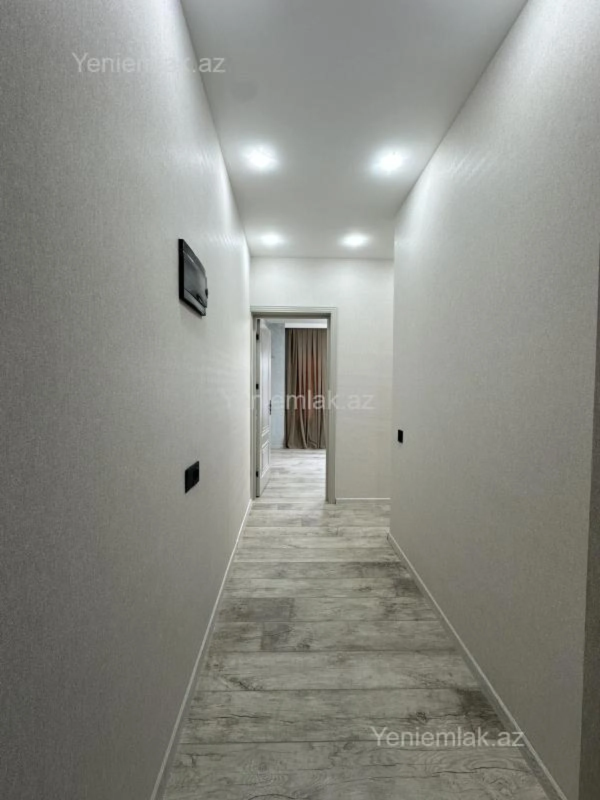 Satılır 2 otaqlı köhnə tikili 42 m²