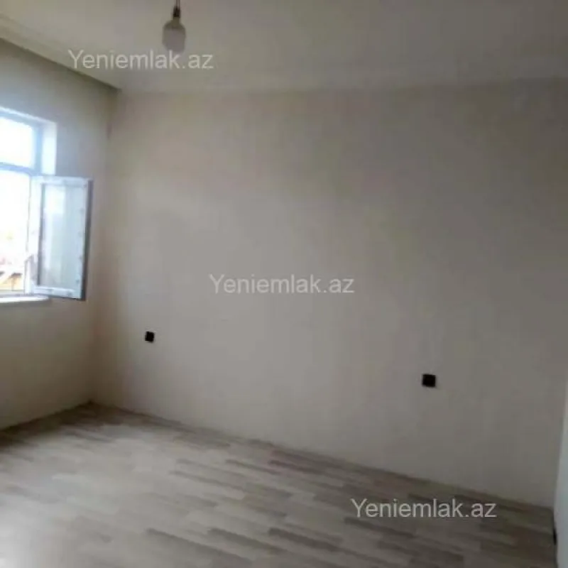 Satılır 4 otaqlı həyət evi 140 m²