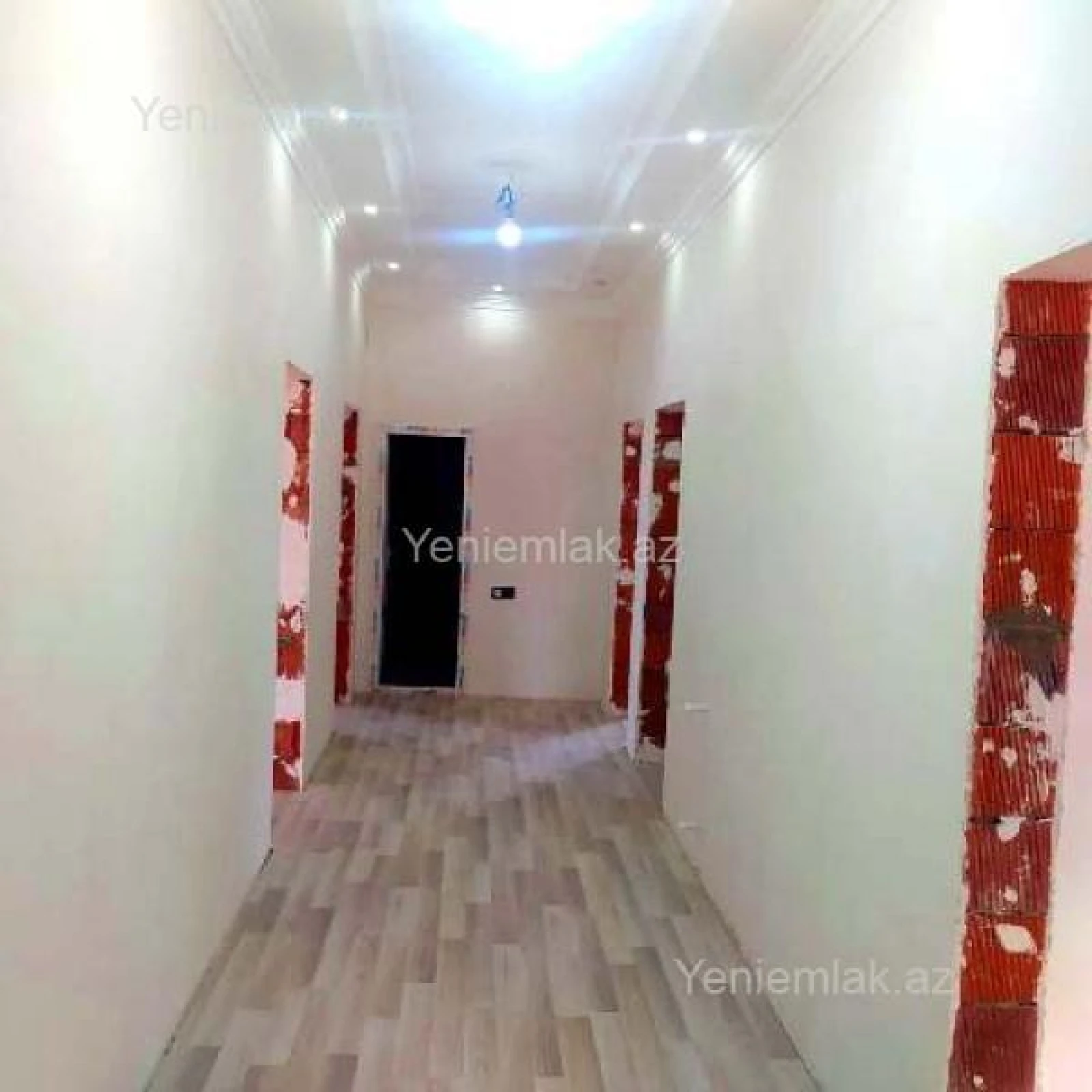 Satılır 4 otaqlı həyət evi 140 m²