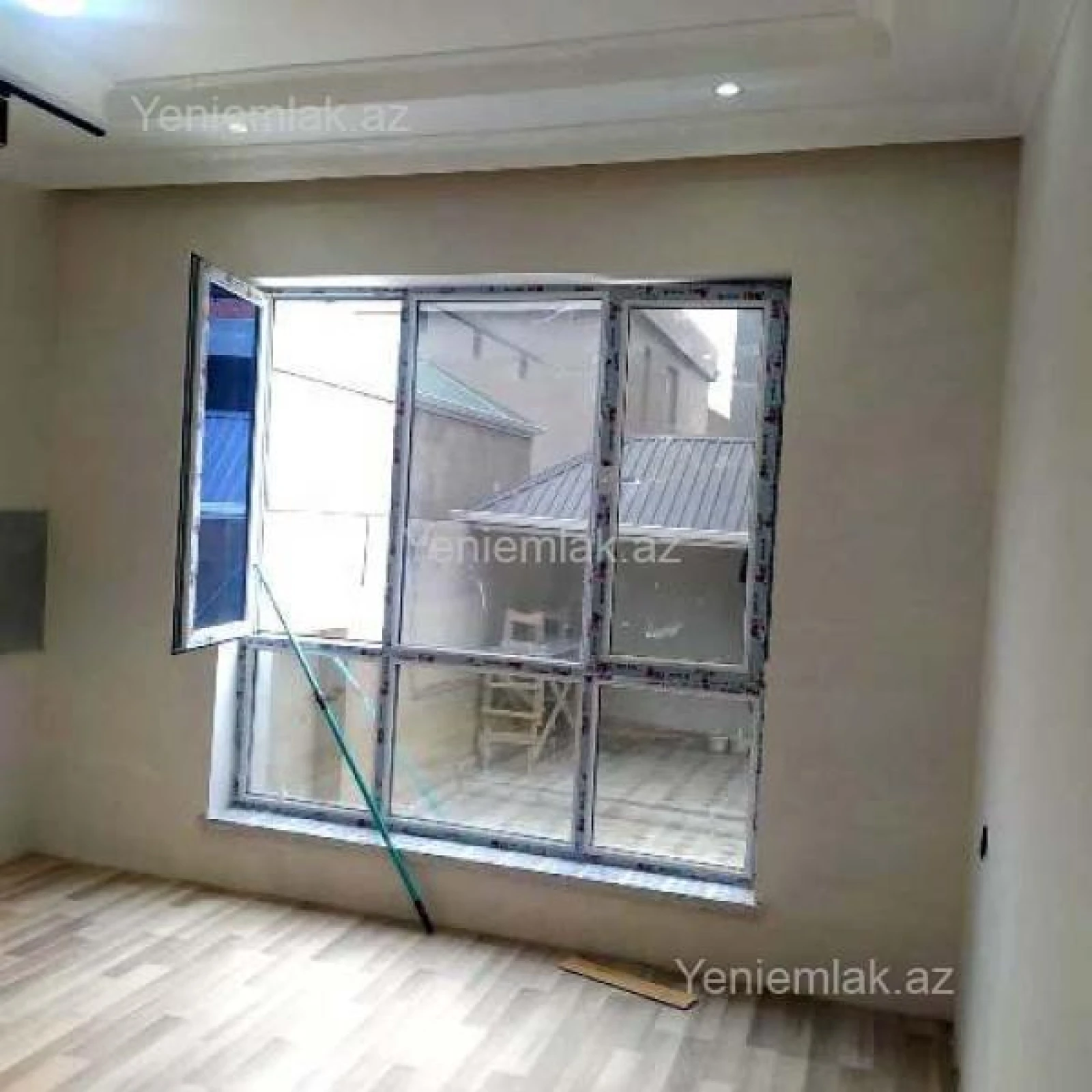 Satılır 4 otaqlı həyət evi 140 m²