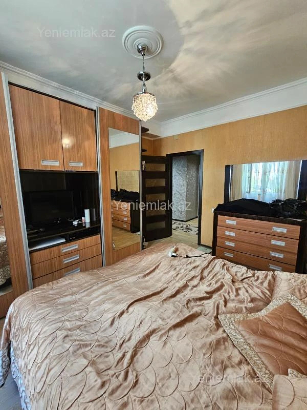 Satılır 3 otaqlı yeni tikili 90 m²