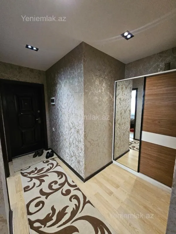 Satılır 3 otaqlı yeni tikili 90 m²