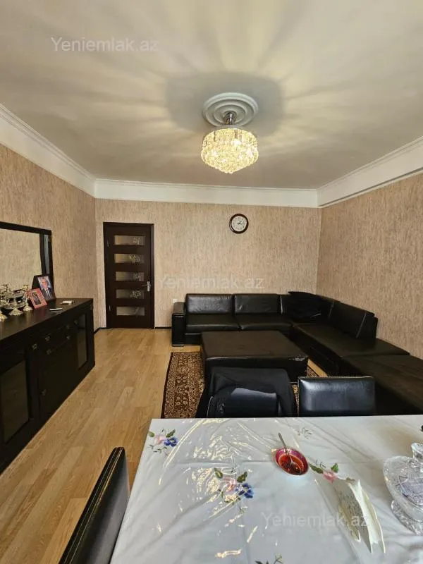 Satılır 3 otaqlı yeni tikili 90 m²