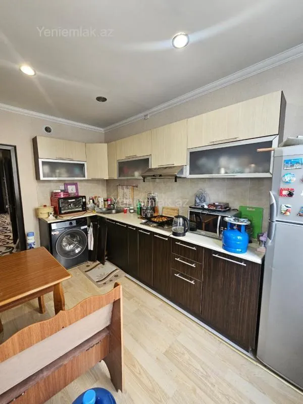 Satılır 3 otaqlı yeni tikili 90 m²