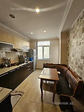 Satılır 3 otaqlı yeni tikili 90 m²
