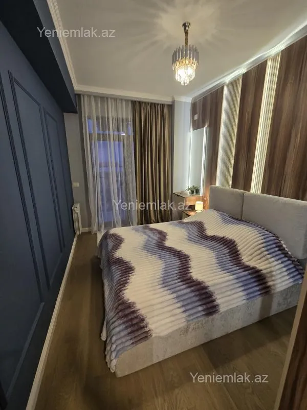 Satılır 3 otaqlı yeni tikili 85 m²