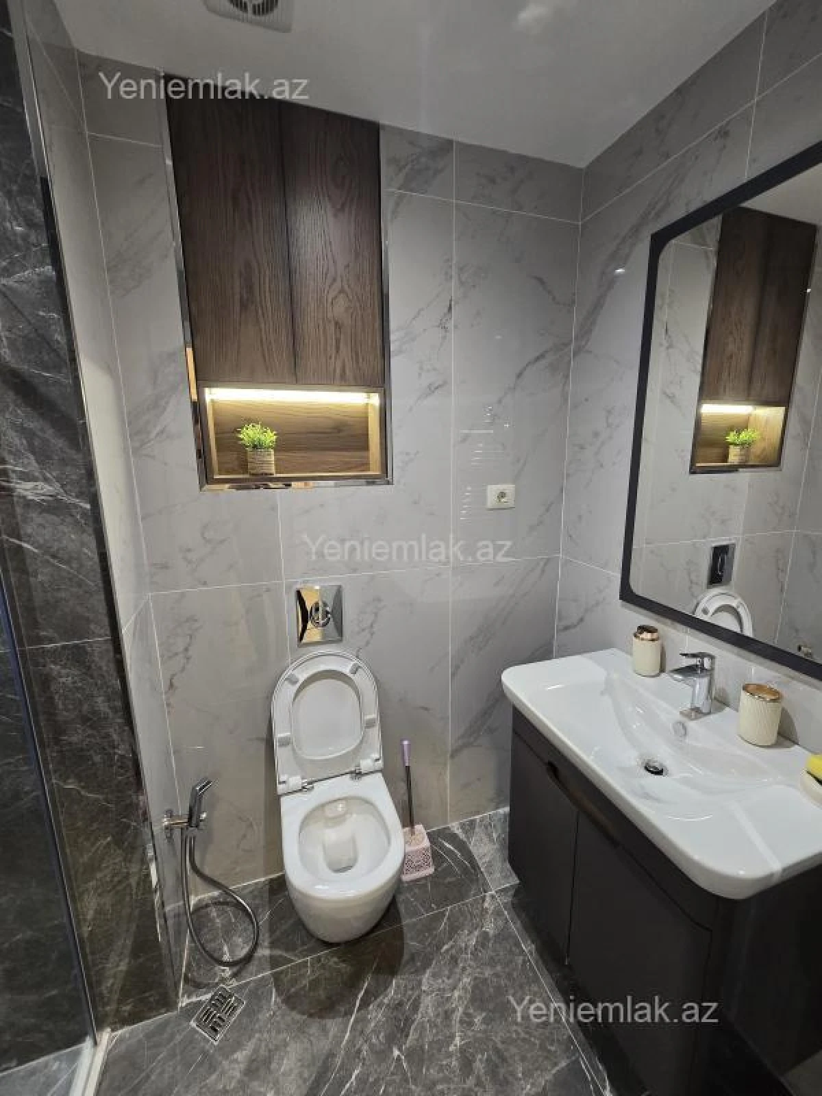 Satılır 3 otaqlı yeni tikili 85 m²