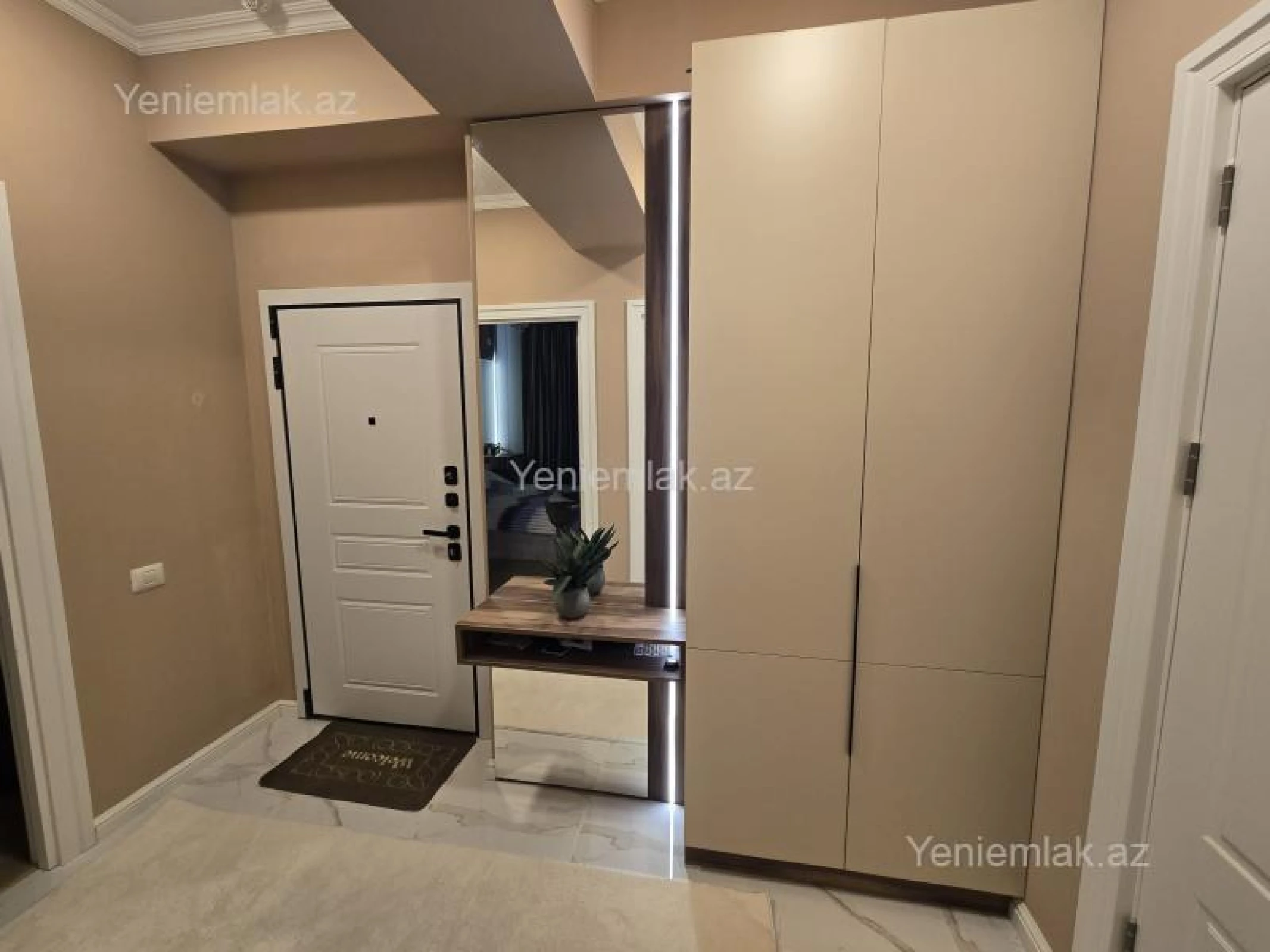 Satılır 3 otaqlı yeni tikili 85 m²