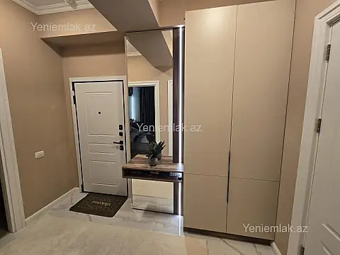 Satılır 3 otaqlı yeni tikili 85 m²