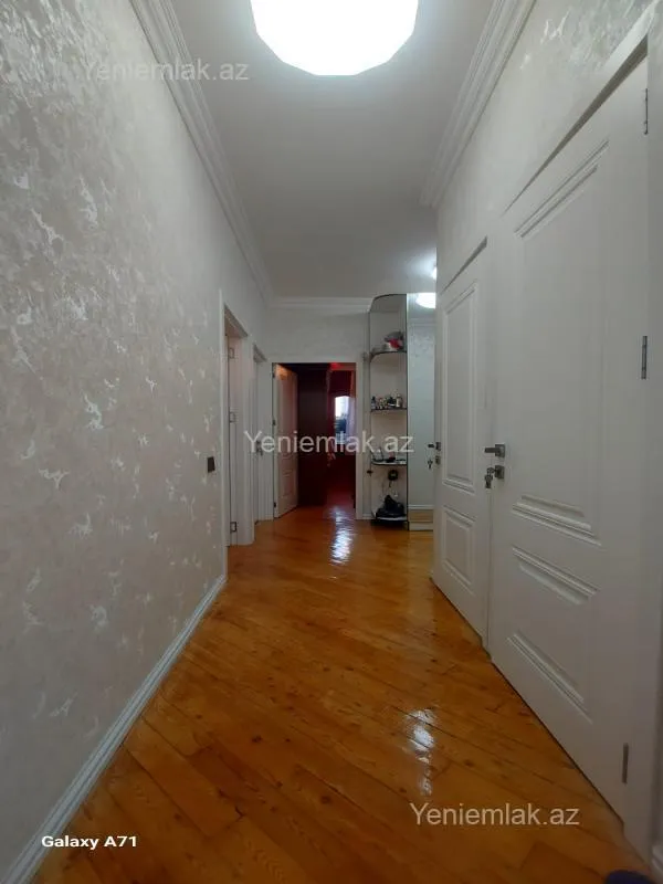 Satılır 3 otaqlı köhnə tikili 86 m²
