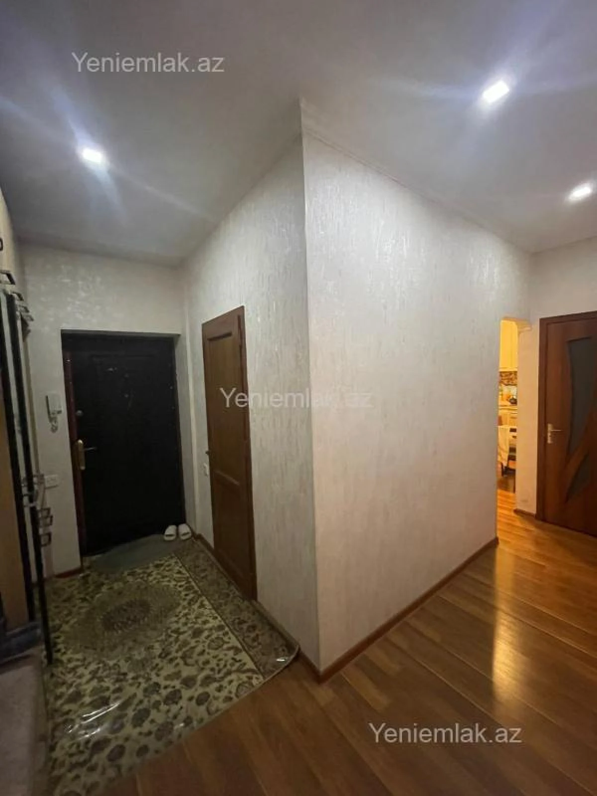 Satılır 2 otaqlı yeni tikili 86 m²