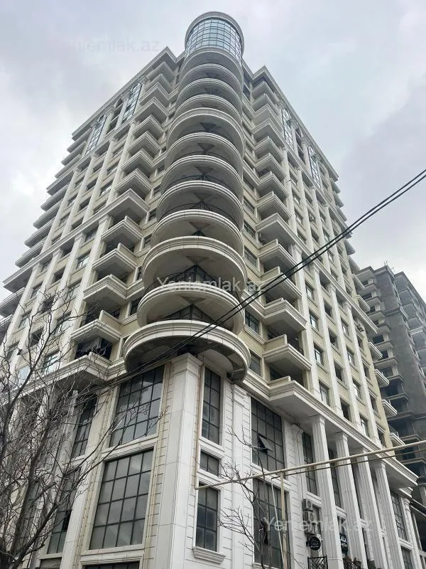 Satılır 3 otaqlı yeni tikili 144 m²