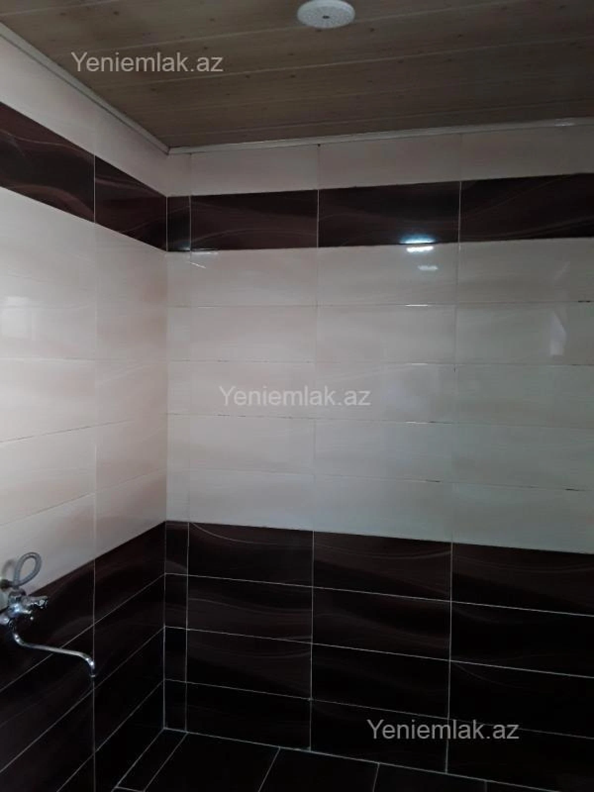Satılır 4 otaqlı həyət evi 196 m²