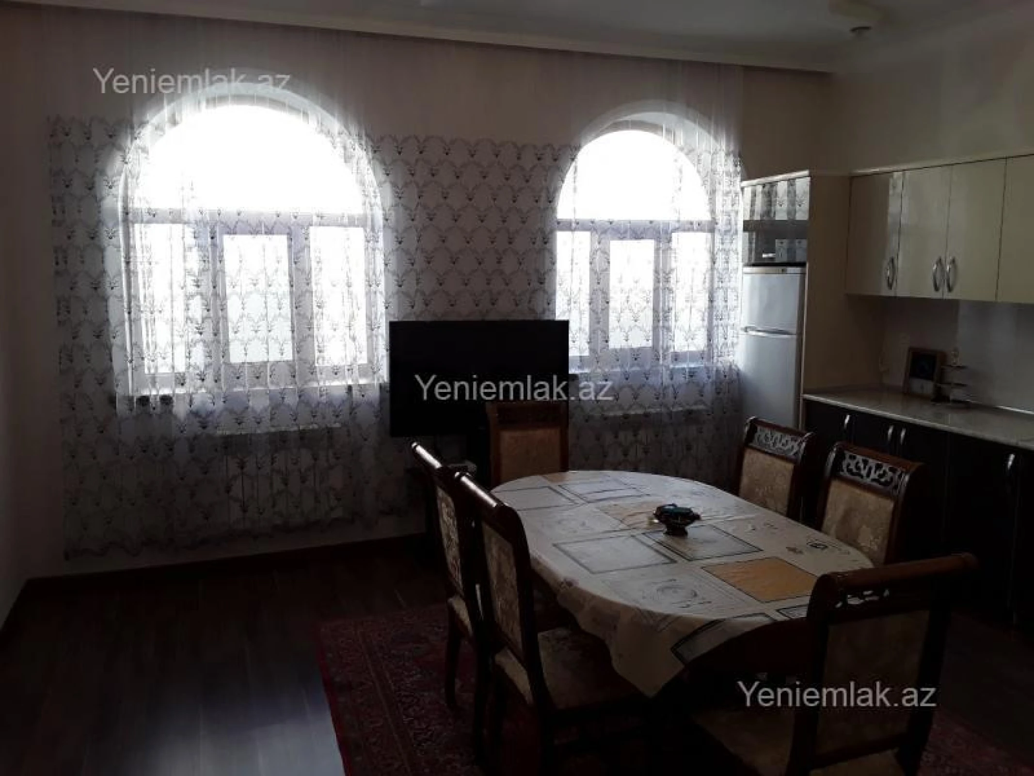 Satılır 4 otaqlı həyət evi 196 m²