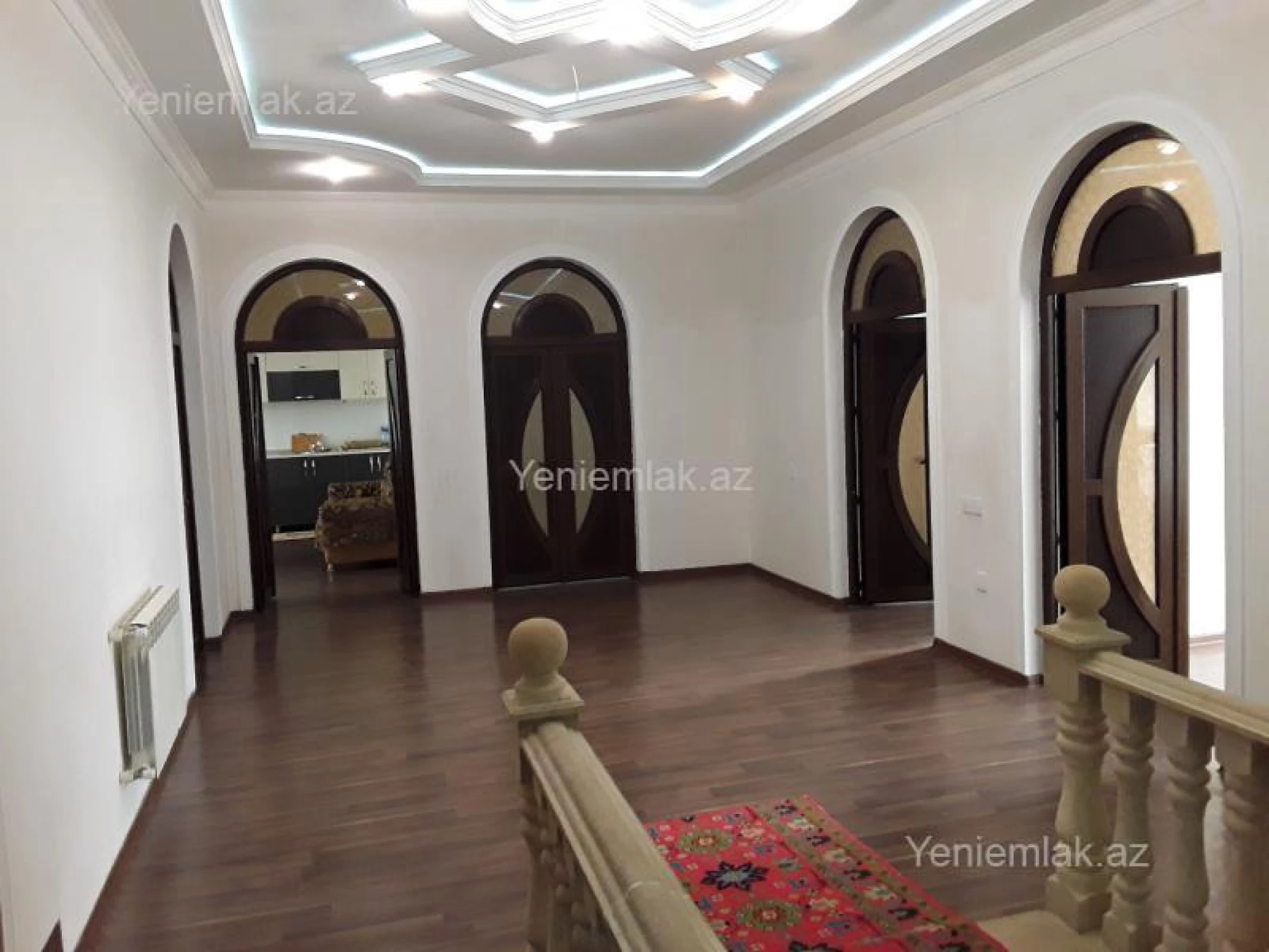 Satılır 4 otaqlı həyət evi 196 m²