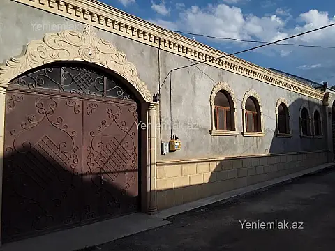 Satılır 4 otaqlı həyət evi 196 m² — Gəncə 4 otaq 196.00 m²