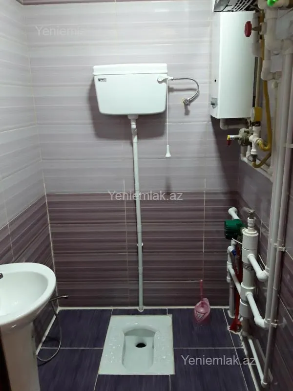 Satılır 4 otaqlı həyət evi 196 m²