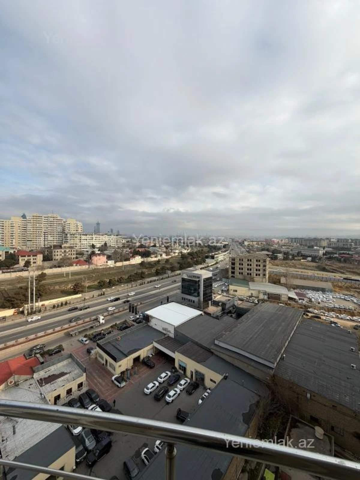 Satılır 3 otaqlı yeni tikili 135 m²