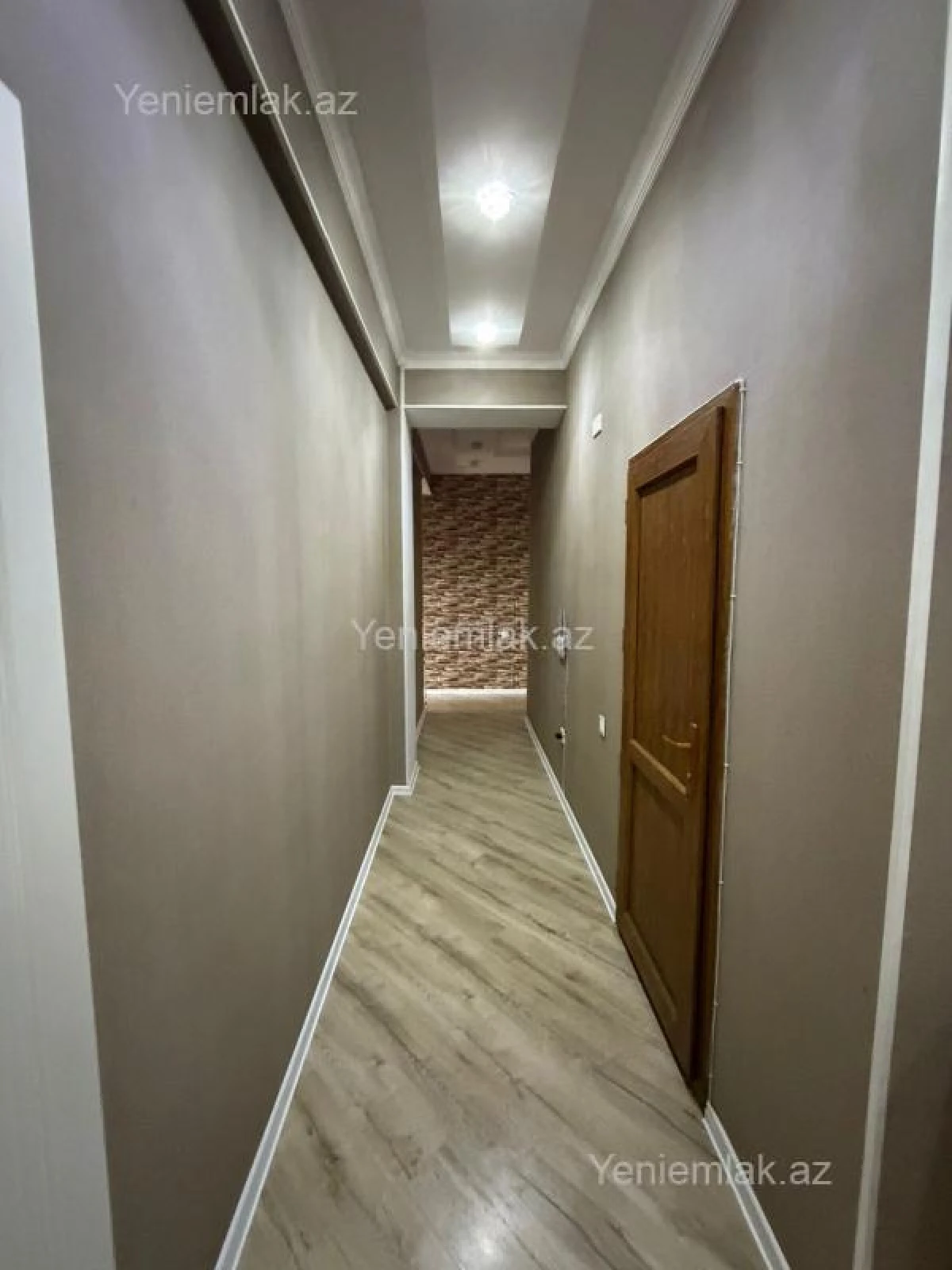 Satılır 3 otaqlı yeni tikili 135 m²