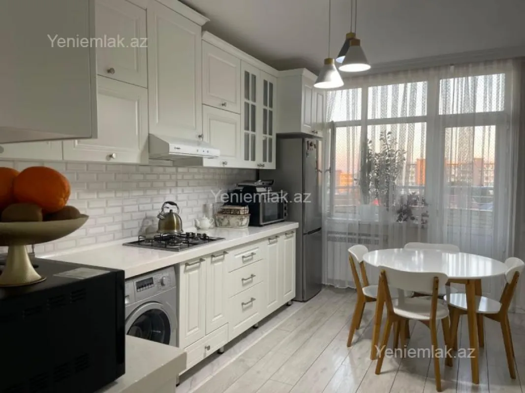 Satılır 3 otaqlı yeni tikili 95 m²