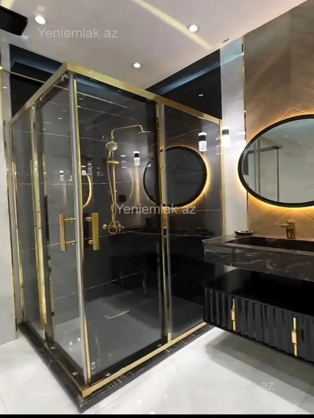 Satılır 3 otaqlı yeni tikili 137 m²