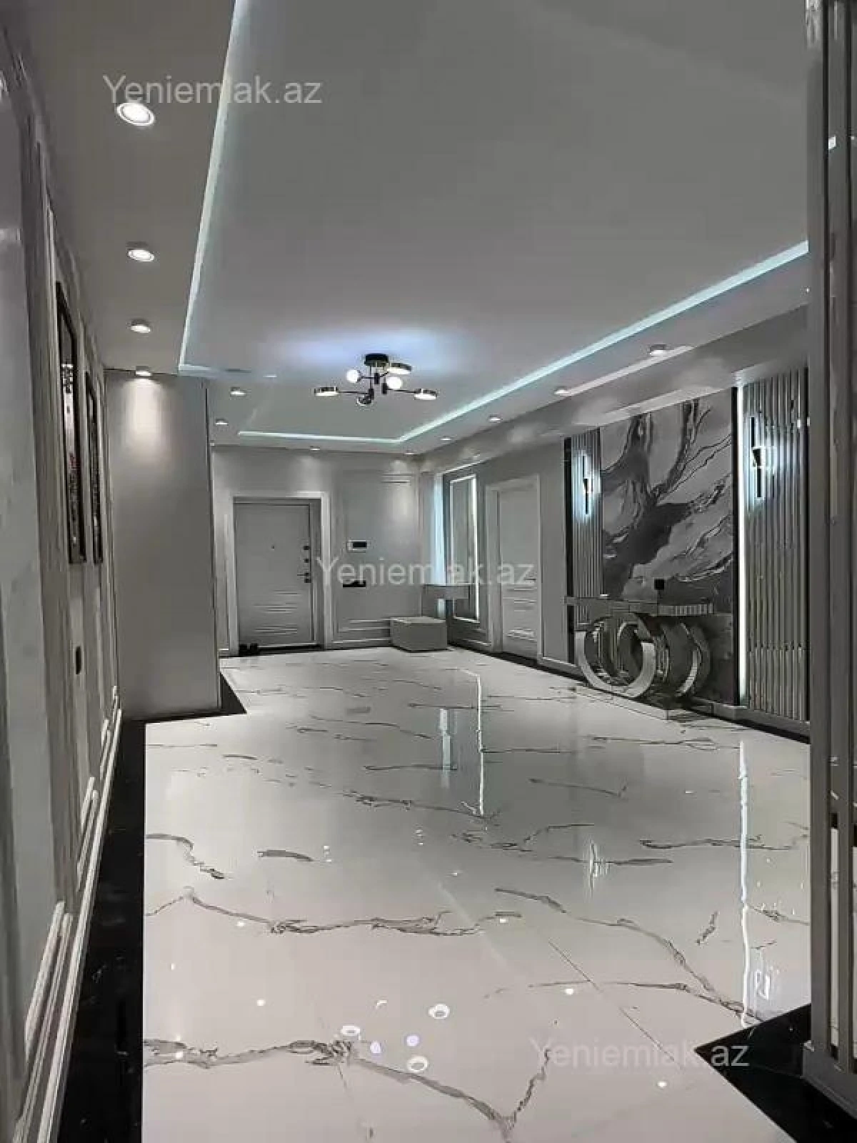 Satılır 3 otaqlı yeni tikili 137 m²