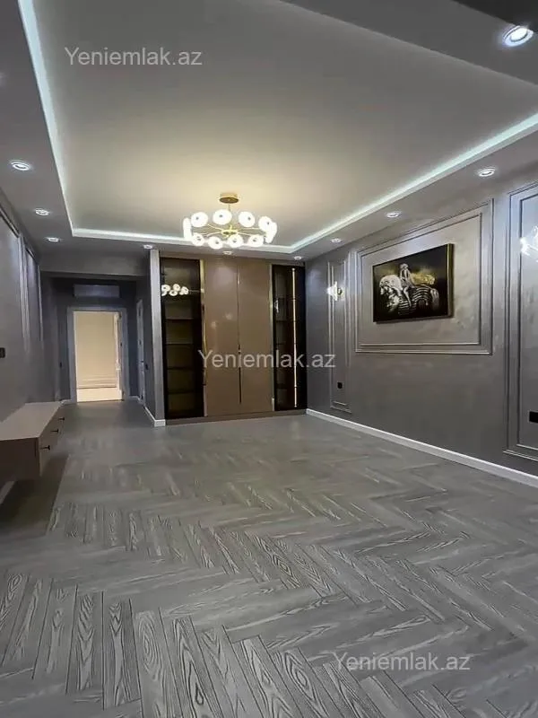 Satılır 3 otaqlı yeni tikili 137 m²