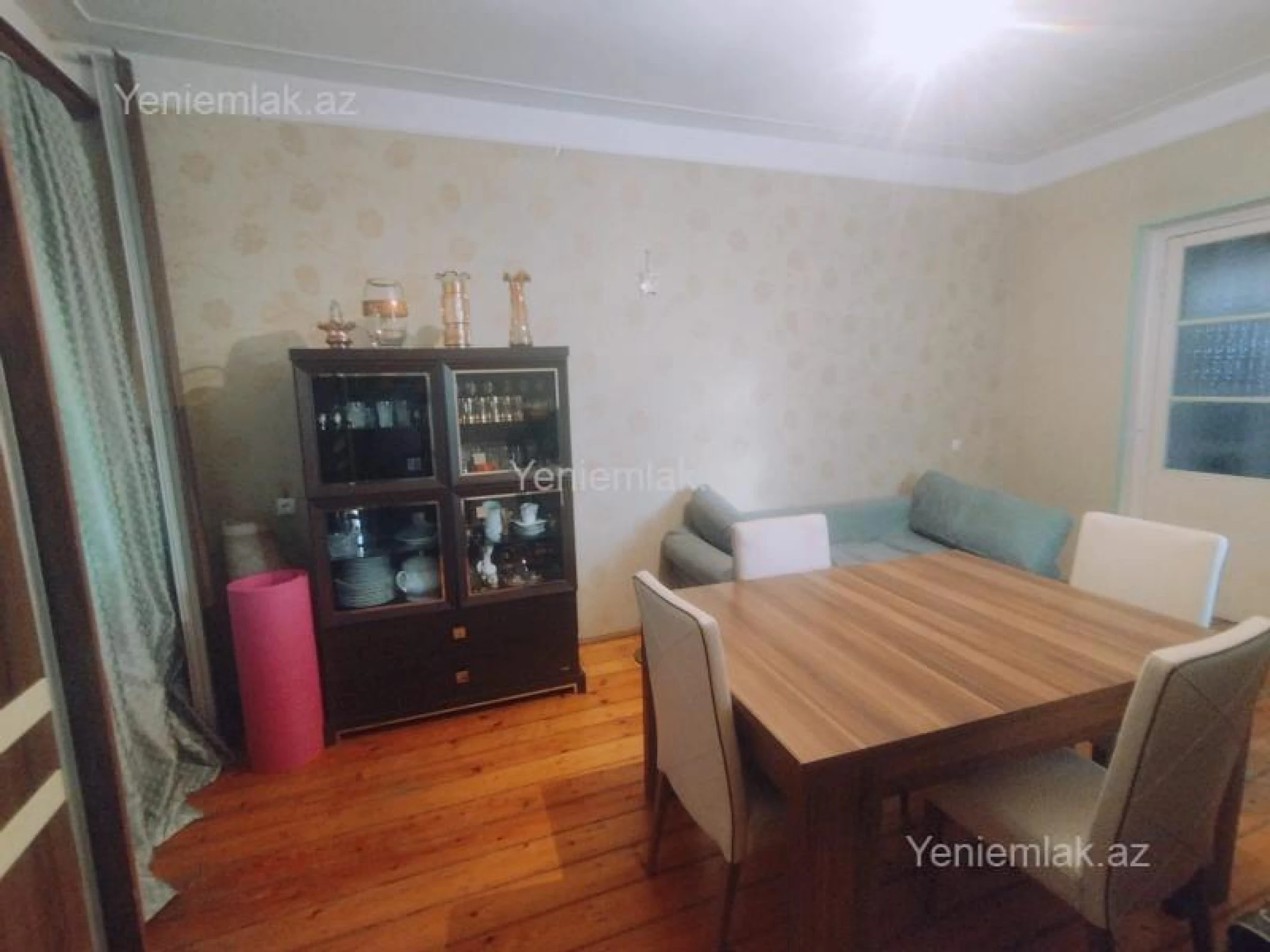 Satılır 2 otaqlı köhnə tikili 65 m²