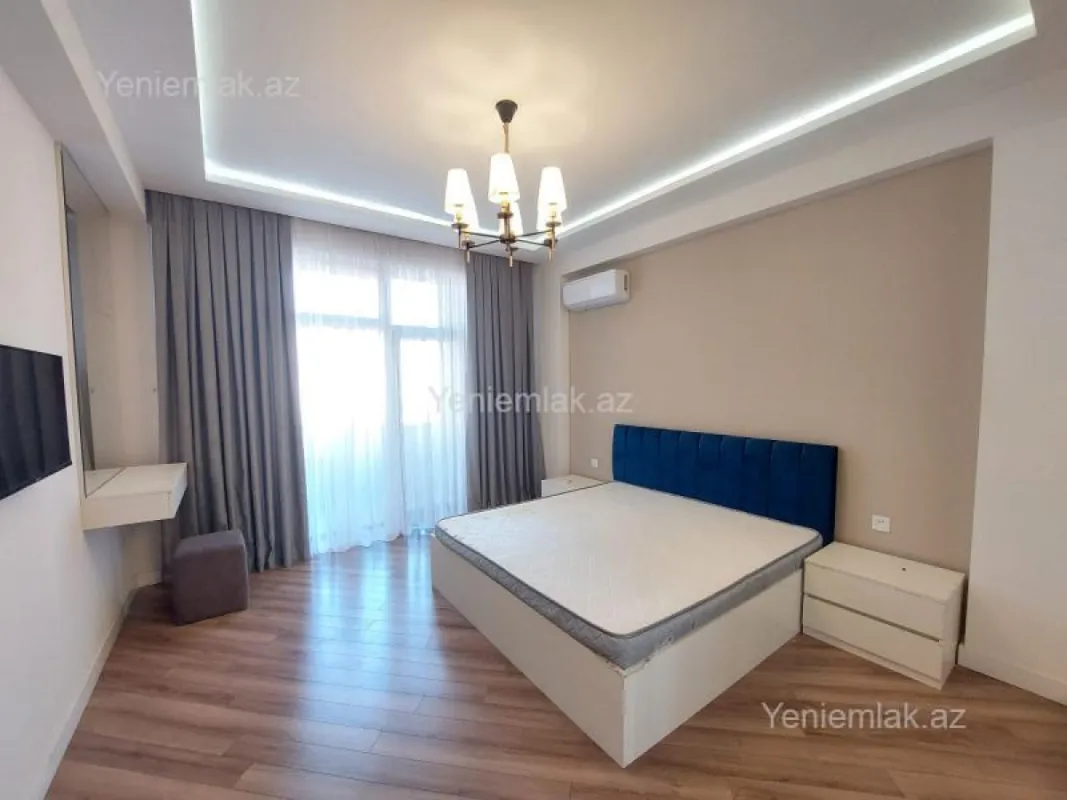 Satılır 3 otaqlı yeni tikili 100 m²