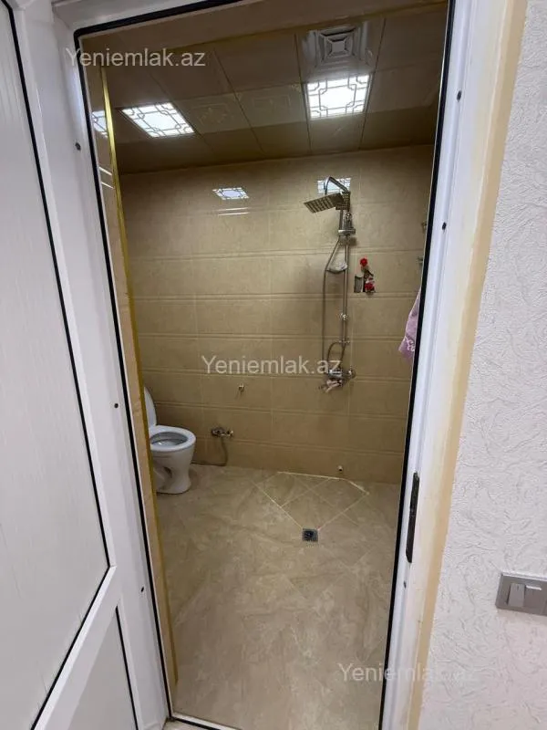 Satılır 2 otaqlı köhnə tikili 60 m²