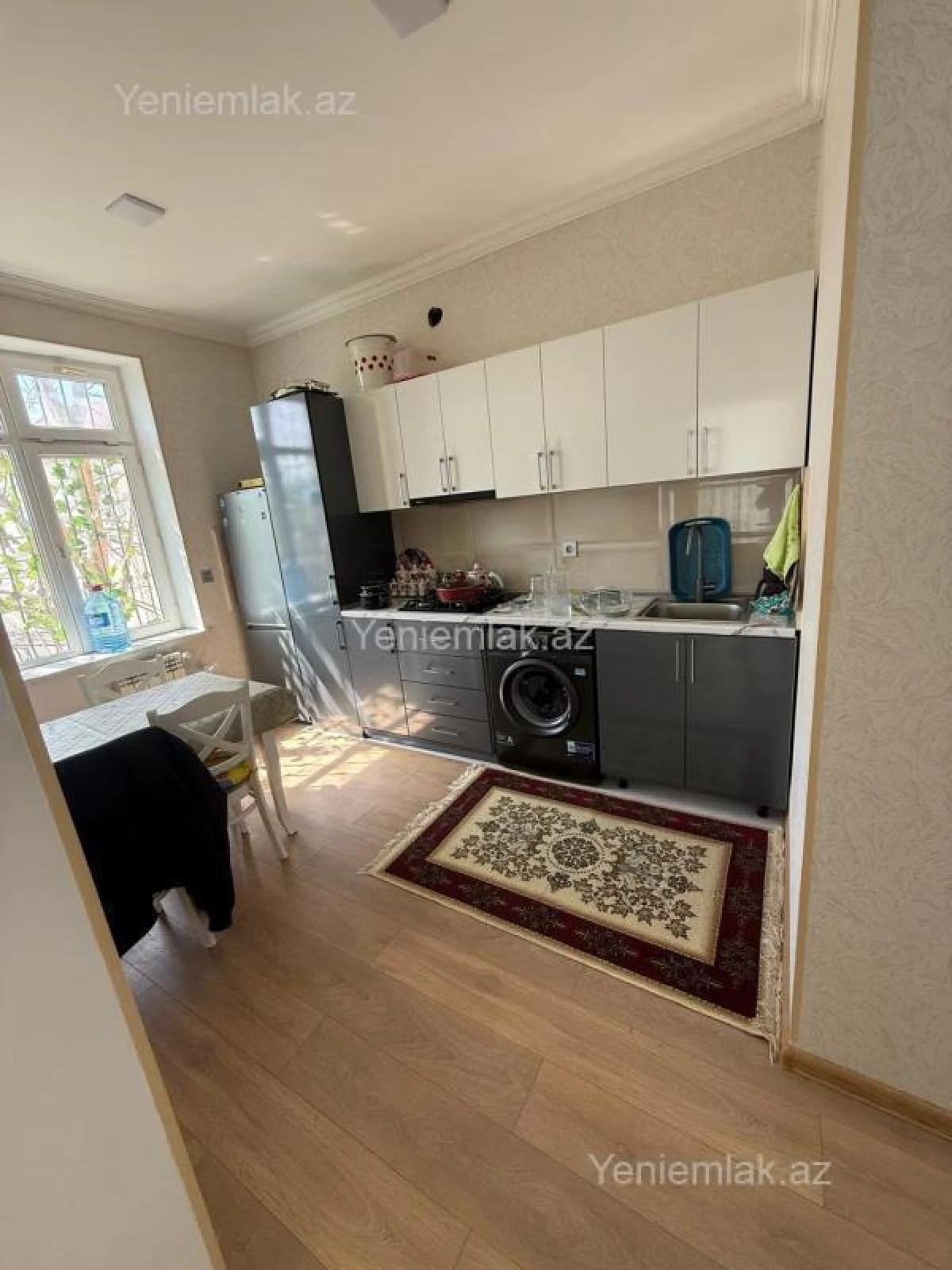 Satılır 2 otaqlı köhnə tikili 60 m²