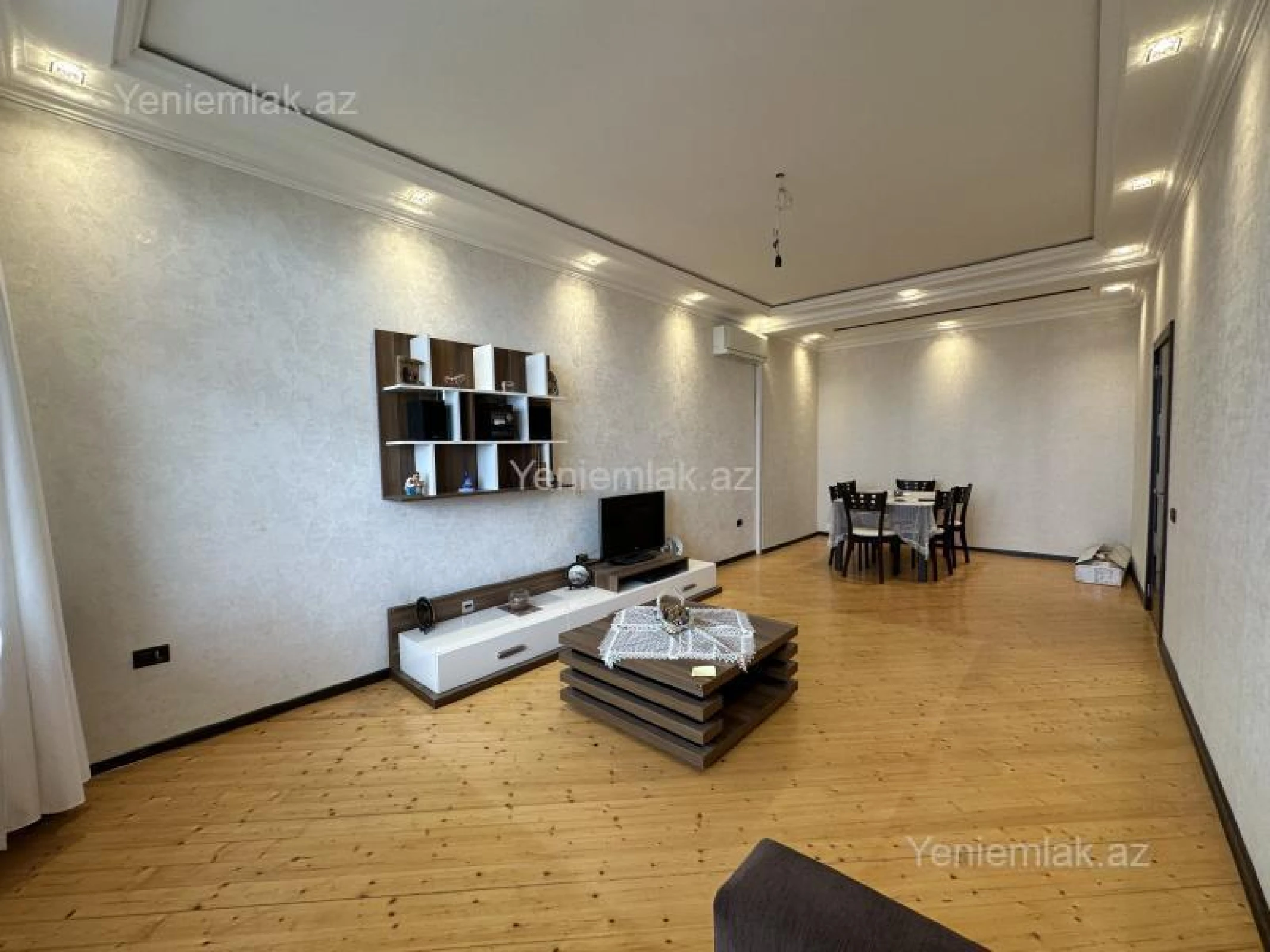 Satılır 3 otaqlı yeni tikili 120 m²